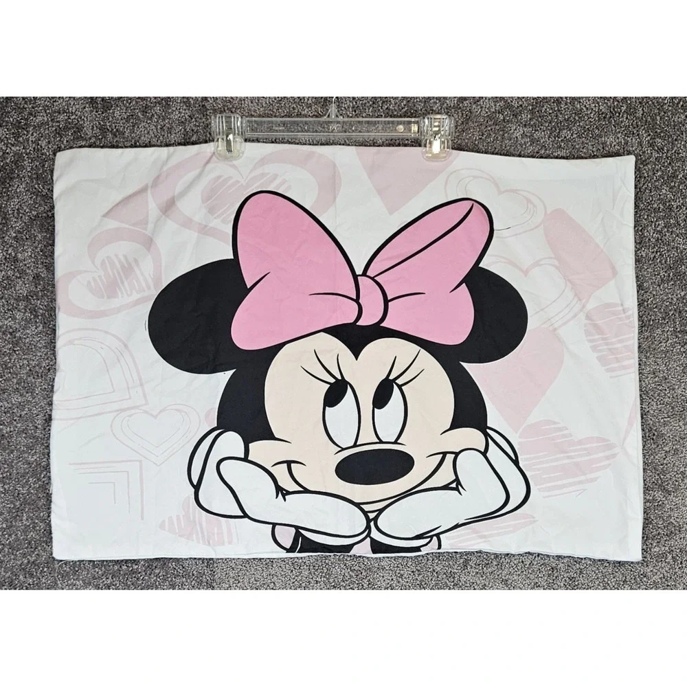 Minnie Mouse Duvet Cover With 2 Pillow Shams. 135cm x 200cm (XL FULL)